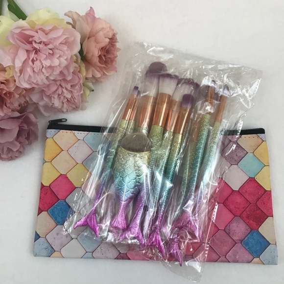 11 Pcs Mermaid Fishtail Makeup Brush Set w/ Bag - Picture 8 of 8